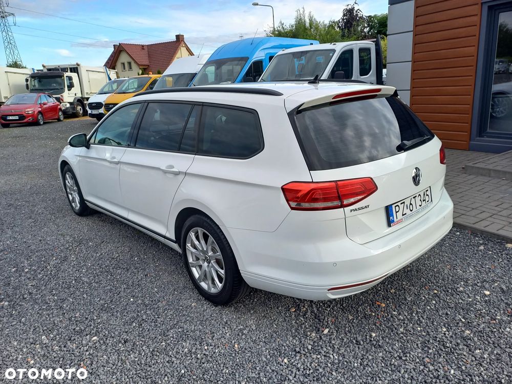 Volkswagen Passat - 5