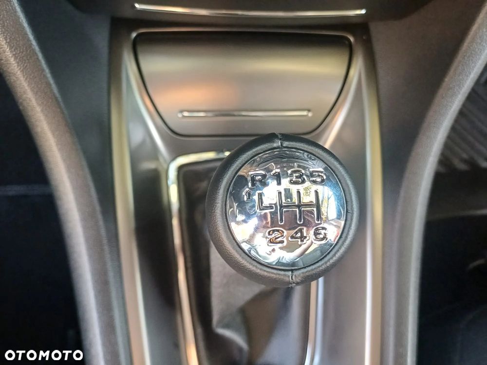 Citroën C5 2.0 HDi Confort - 24