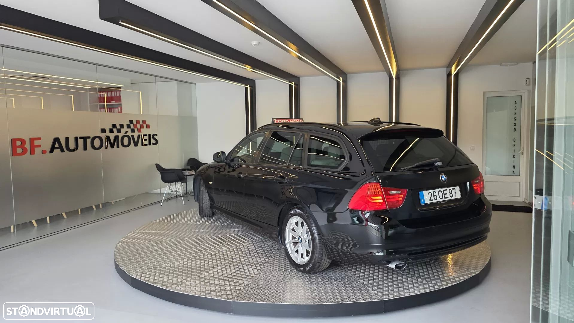 BMW 318 d Touring Navigation Sport - 3