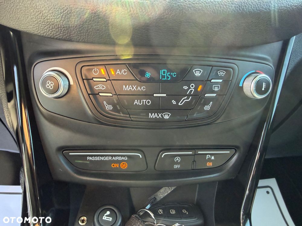 Ford B-MAX 1.0 EcoBoost Titanium - 32