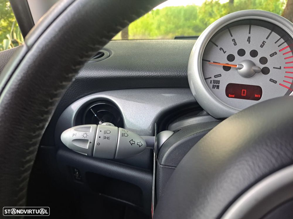 MINI 3 Portas Cooper Aut. - 14