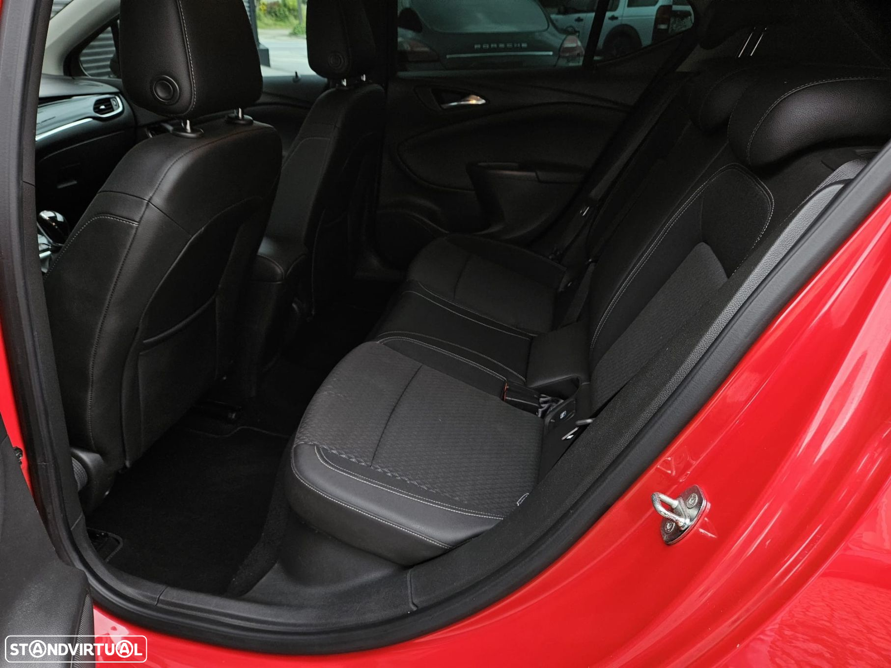 Opel Astra 1.6 CDTI OPC Line S/S - 13