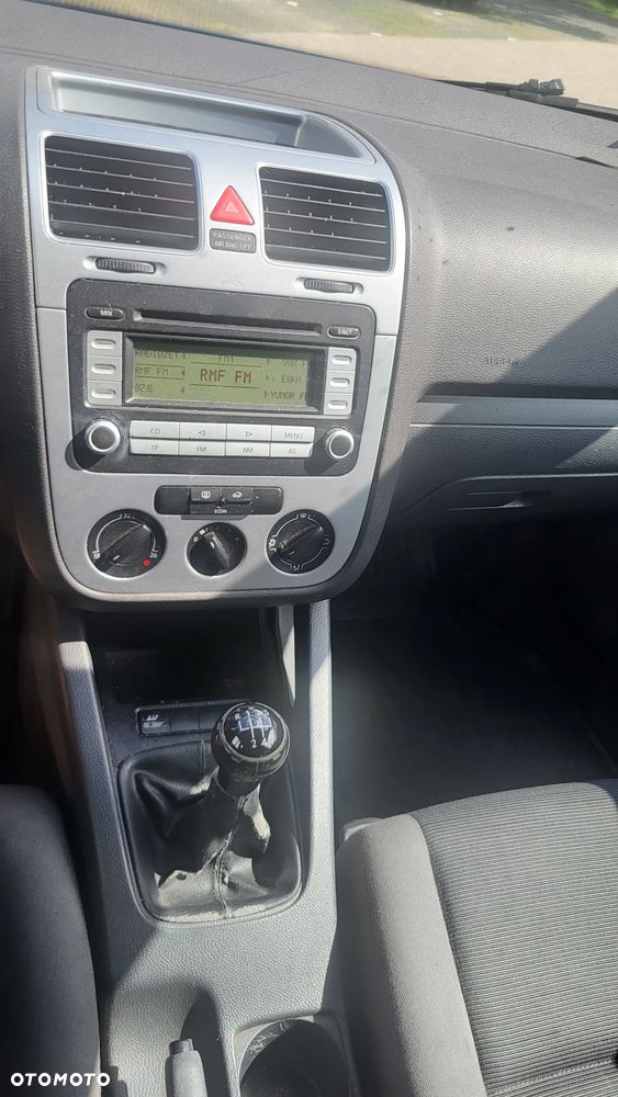 Volkswagen Golf 1.9 TDI Sportline - 10