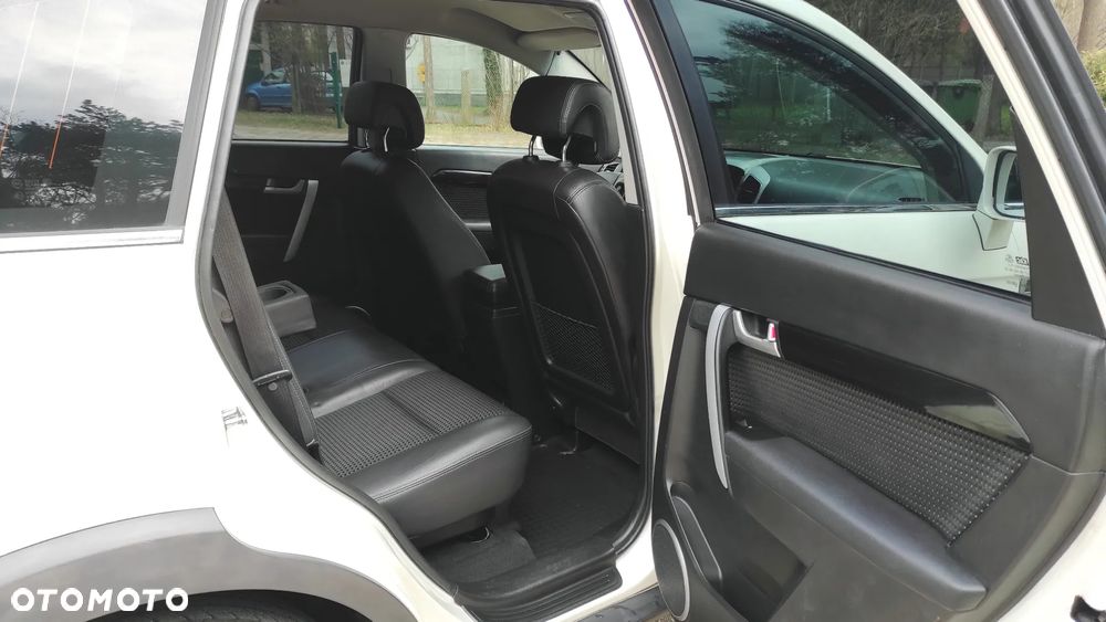 Chevrolet Captiva - 10