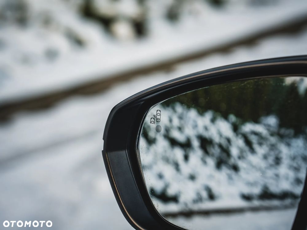 Peugeot 3008 PureTech 130 Stop & Start GPF Allure Business-Paket - 23