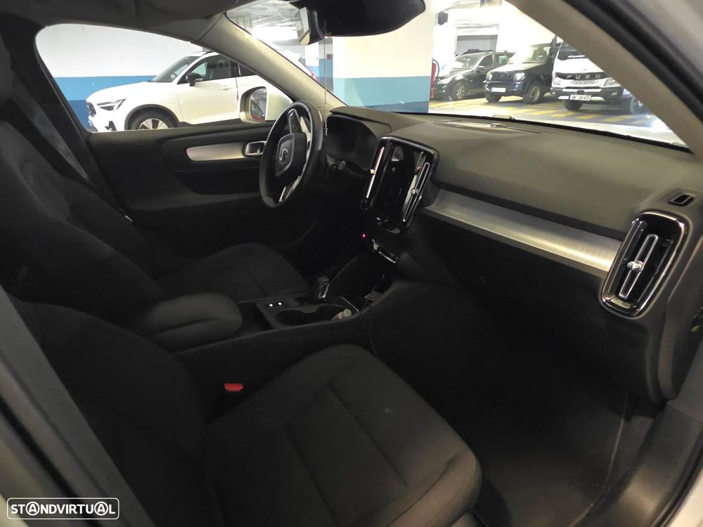 Volvo Xc 40 2021 photo 2