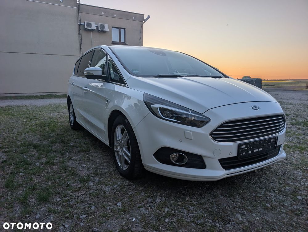 Ford S-Max 2.0 EcoBlue Titanium - 3