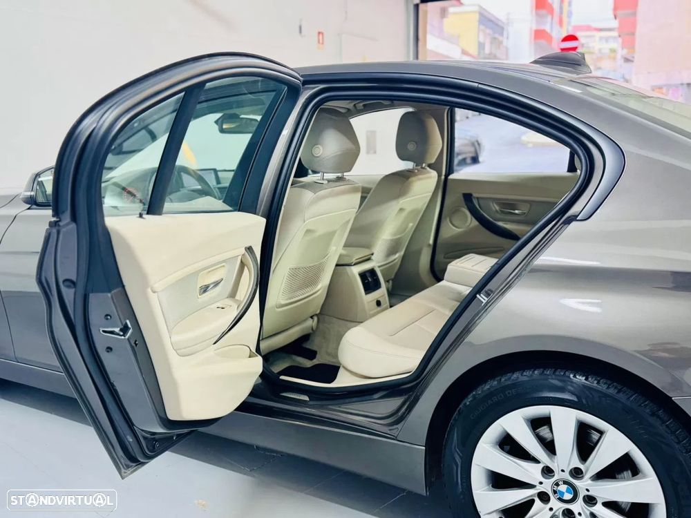 BMW 318 d Modern Line - 47