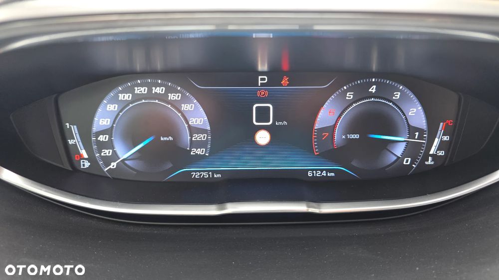 Peugeot 5008 1.6 PureTech Allure S&S EAT8 - 21