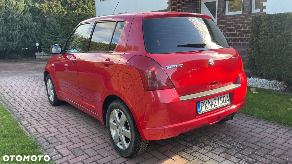 Suzuki Swift 2007 photo 3