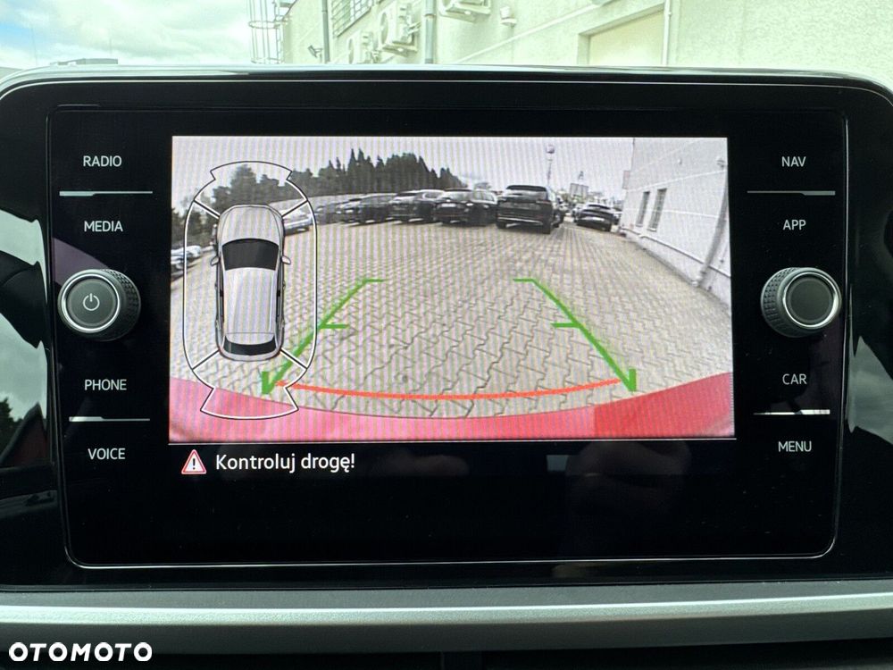 Volkswagen T-Roc - 28