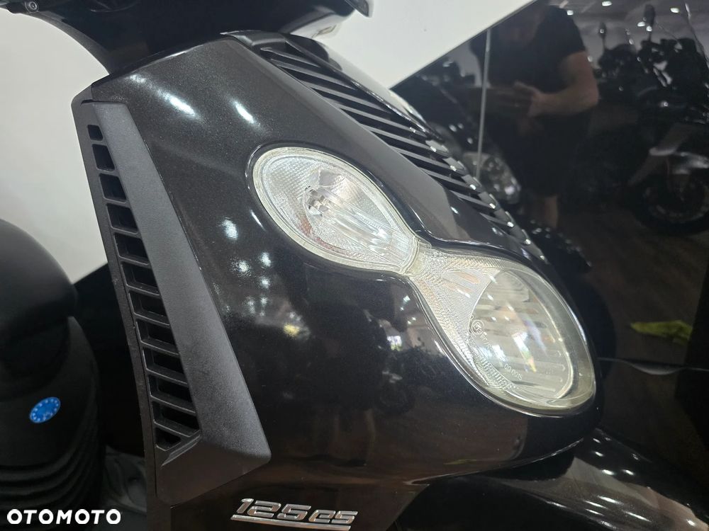 Piaggio Carnaby - 24