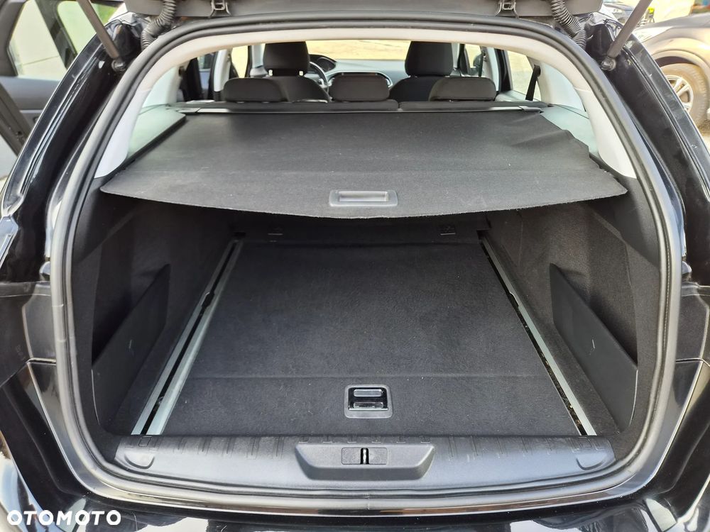 Peugeot 308 1.5 BlueHDi Allure S&S EAT8 - 14