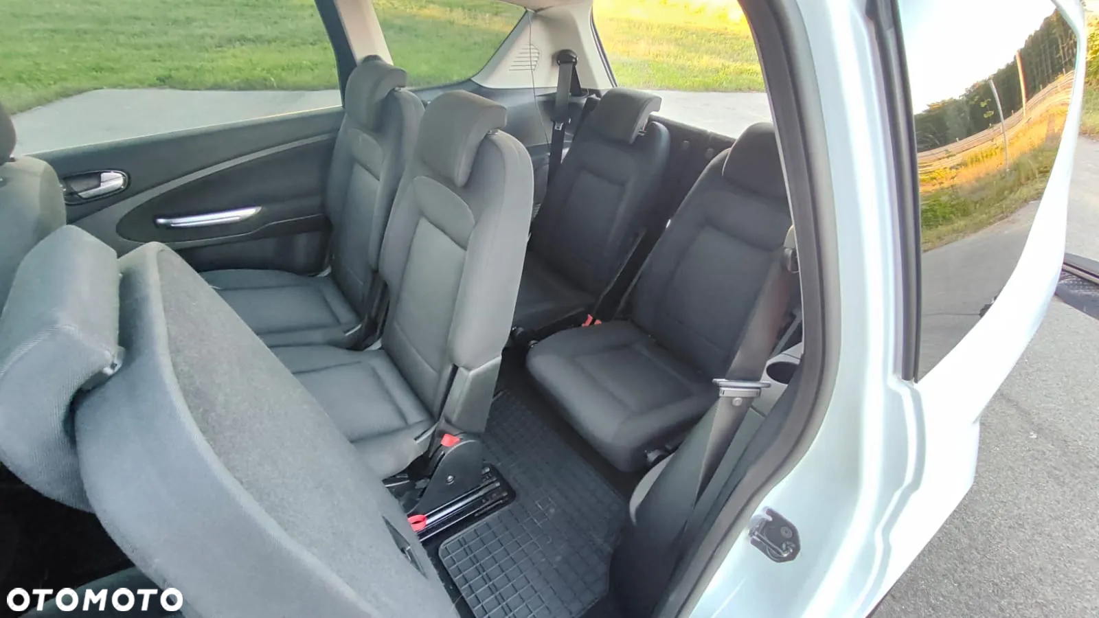 Ford S-Max 2.5 Titanium - 27