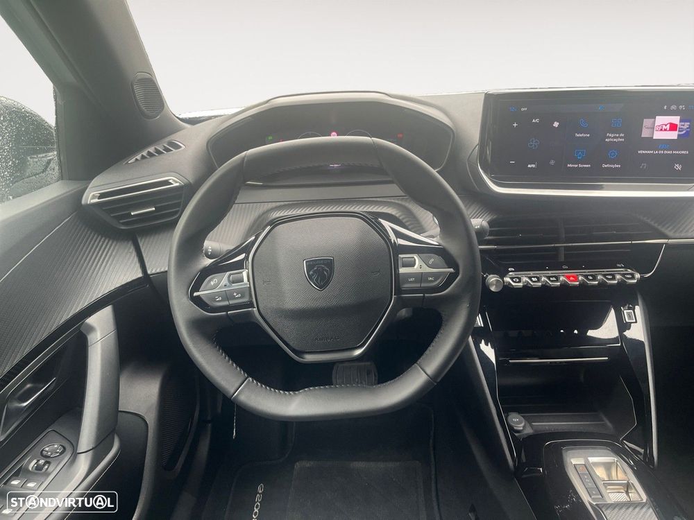 Peugeot e-2008 54 kWh Allure - 12