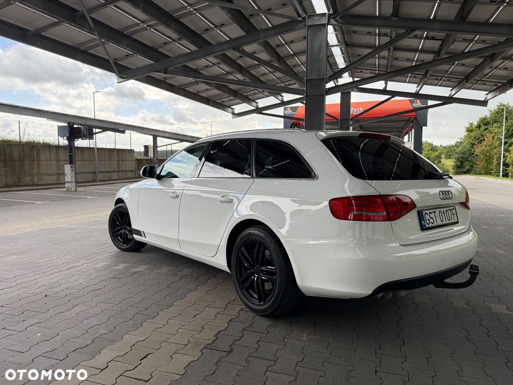 Audi A4 Avant 2.0 TDI DPF Attraction - 3
