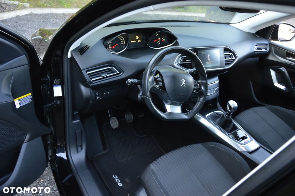 Peugeot 308 - 7