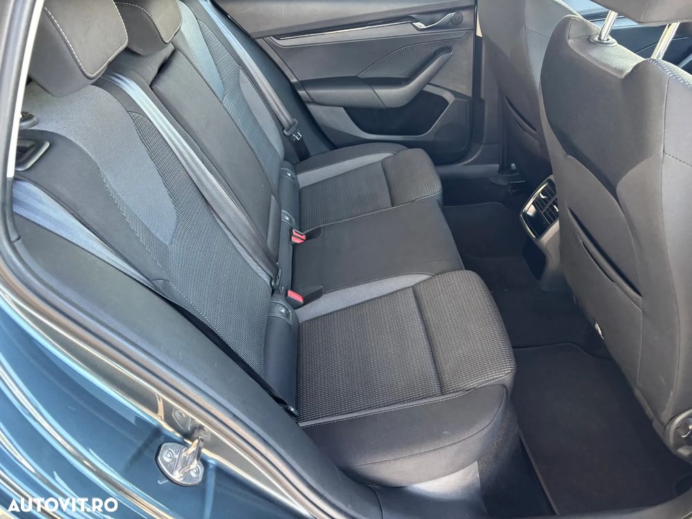 Skoda Octavia 1.0 TSI e-TEC DSG Style - 32