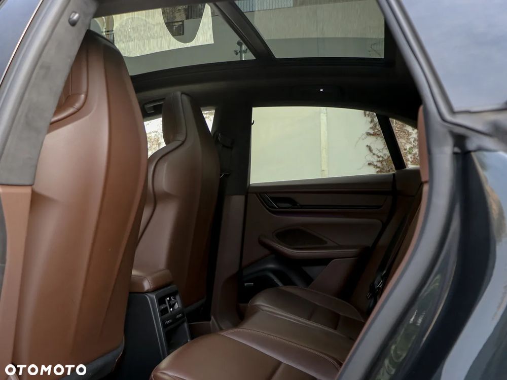 Porsche Macan - 23