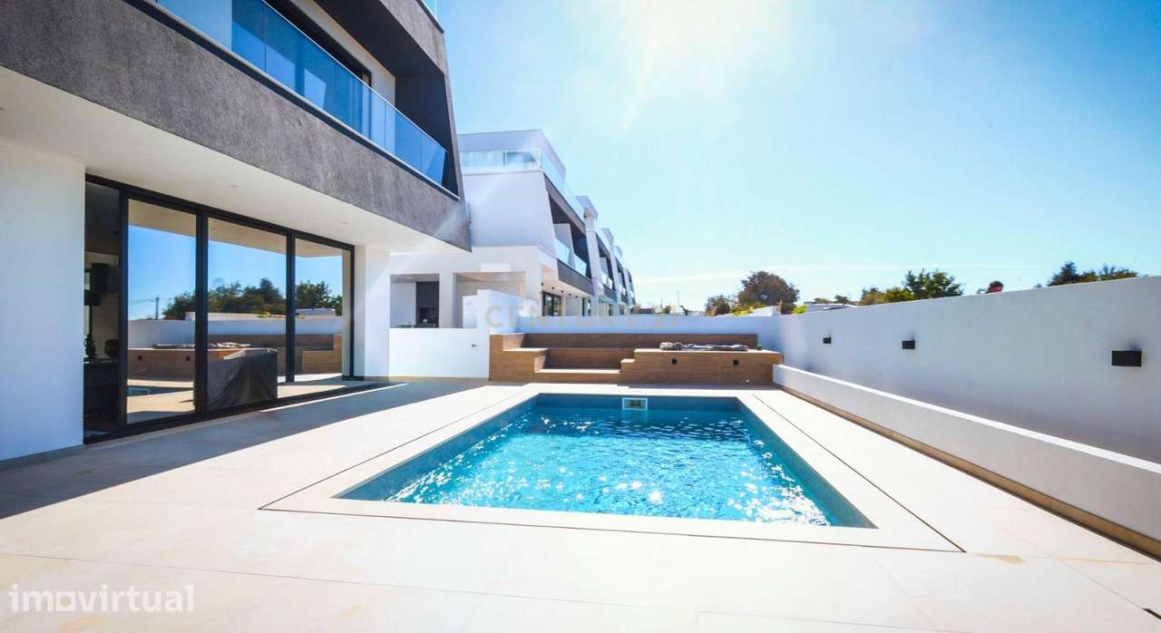 MORADIA DE LUXO T 4 | ALCOCHETE