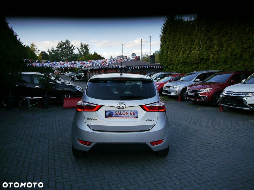 Hyundai ix20 1.6 Premium - 13