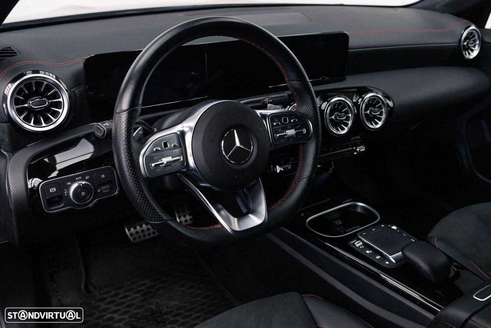 Mercedes-Benz CLA 250 e Shooting Brake AMG Line - 22