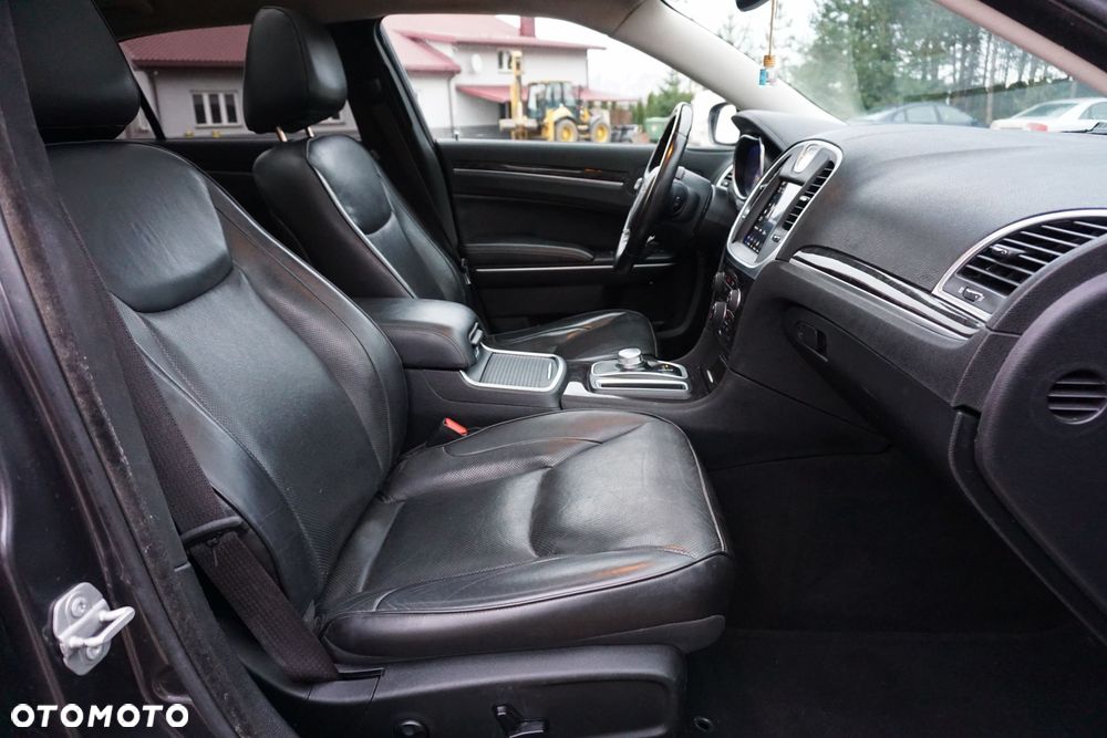 Chrysler 300 - 19