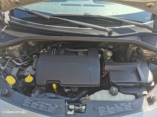 Renault Clio 1.2 16V Confort - 27