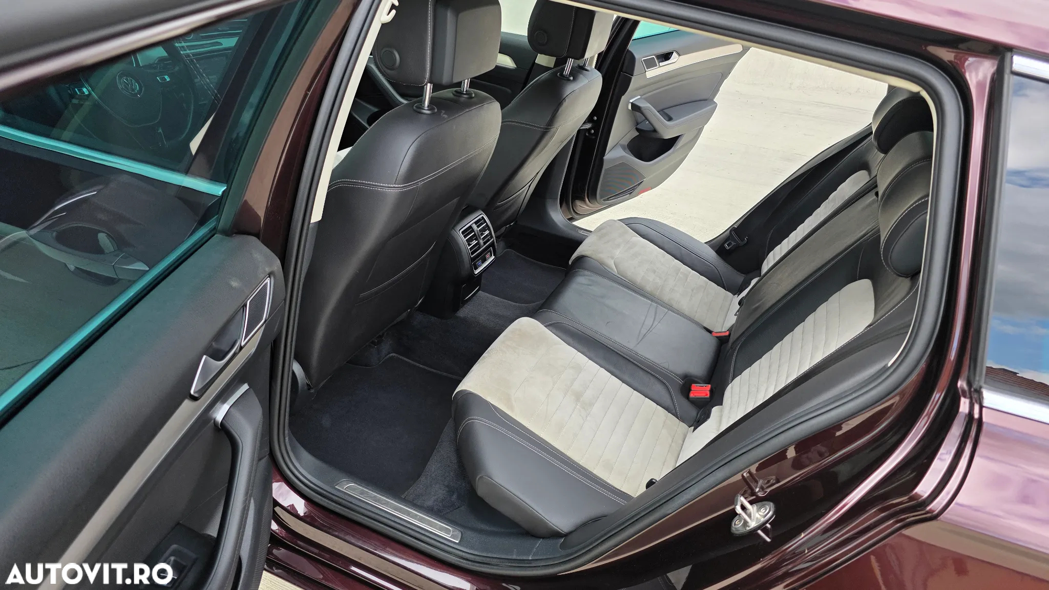 Volkswagen Passat - 8