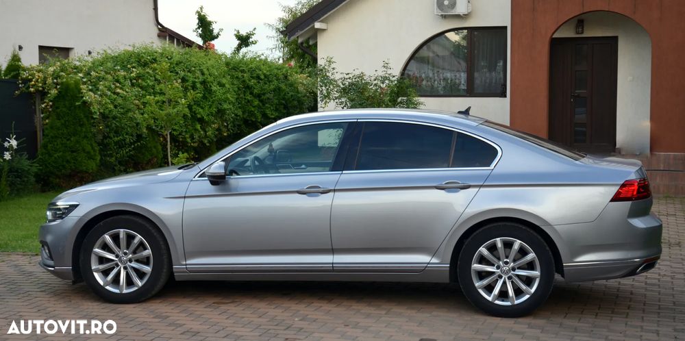 Volkswagen Passat - 11