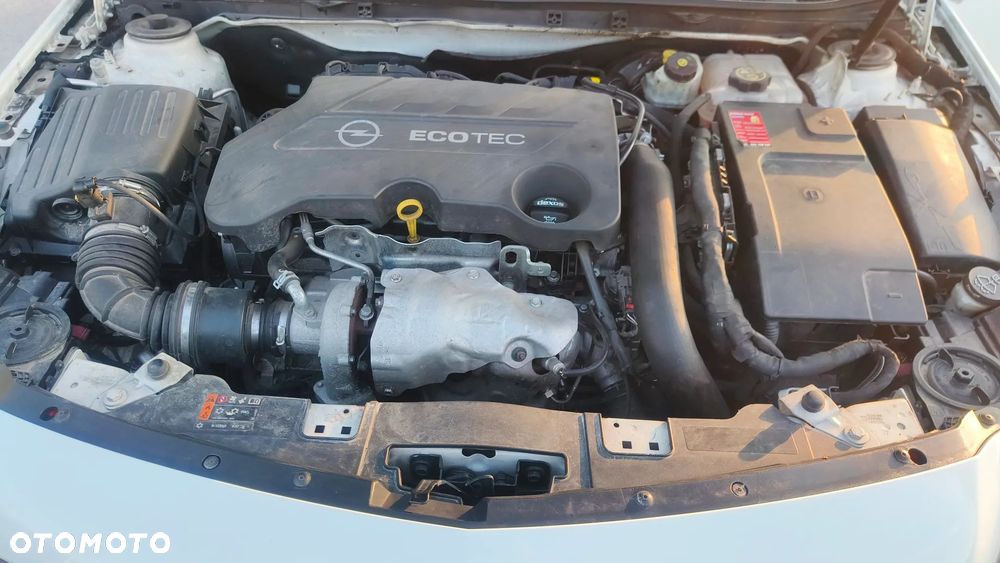 Opel Insignia 2.0 CDTI automatik Business Edition - 16