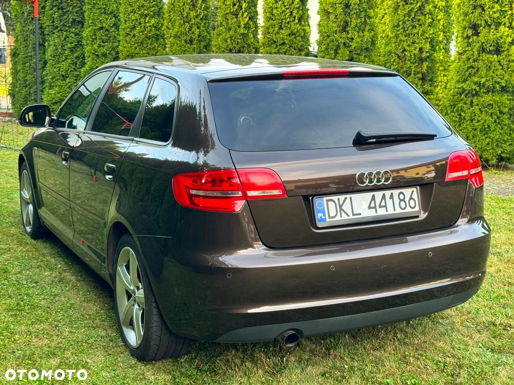 Audi A3 Sportback 2.0 TDI DPF S line Sportpaket - 8
