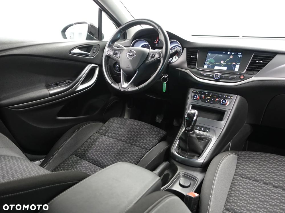 Opel Astra 1.2 Turbo Edition - 30