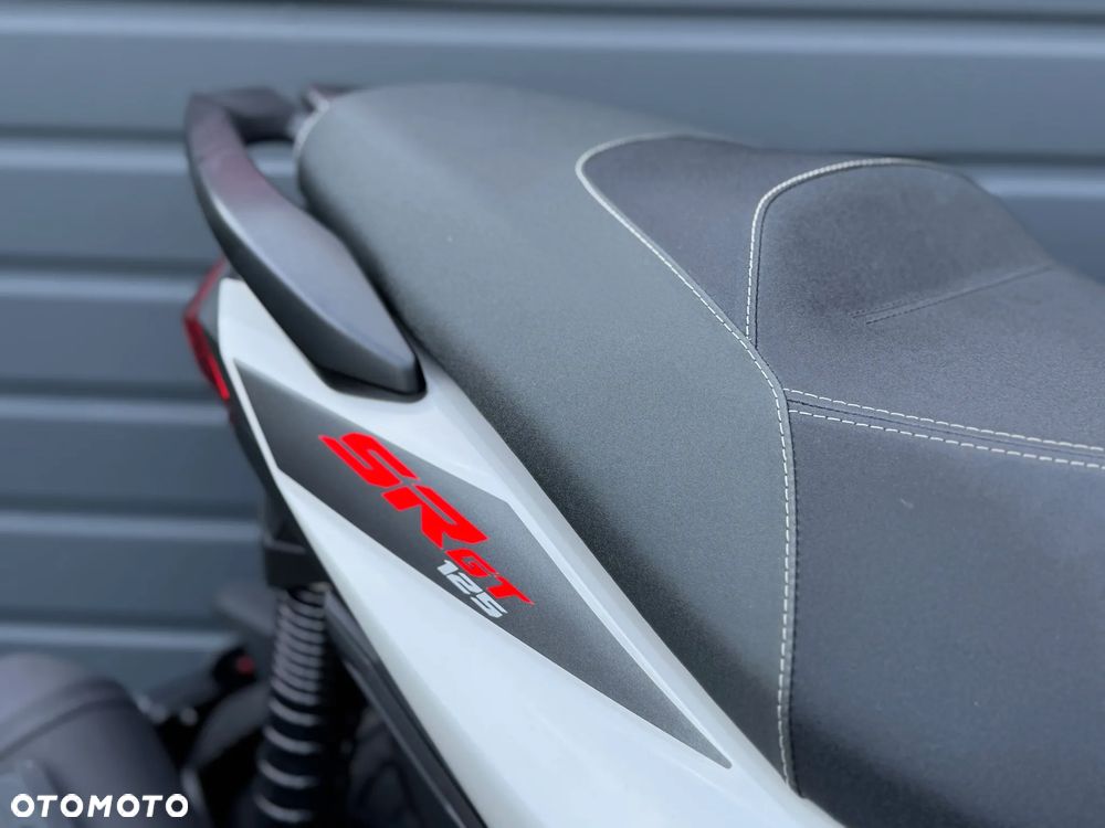 Aprilia SR - 8