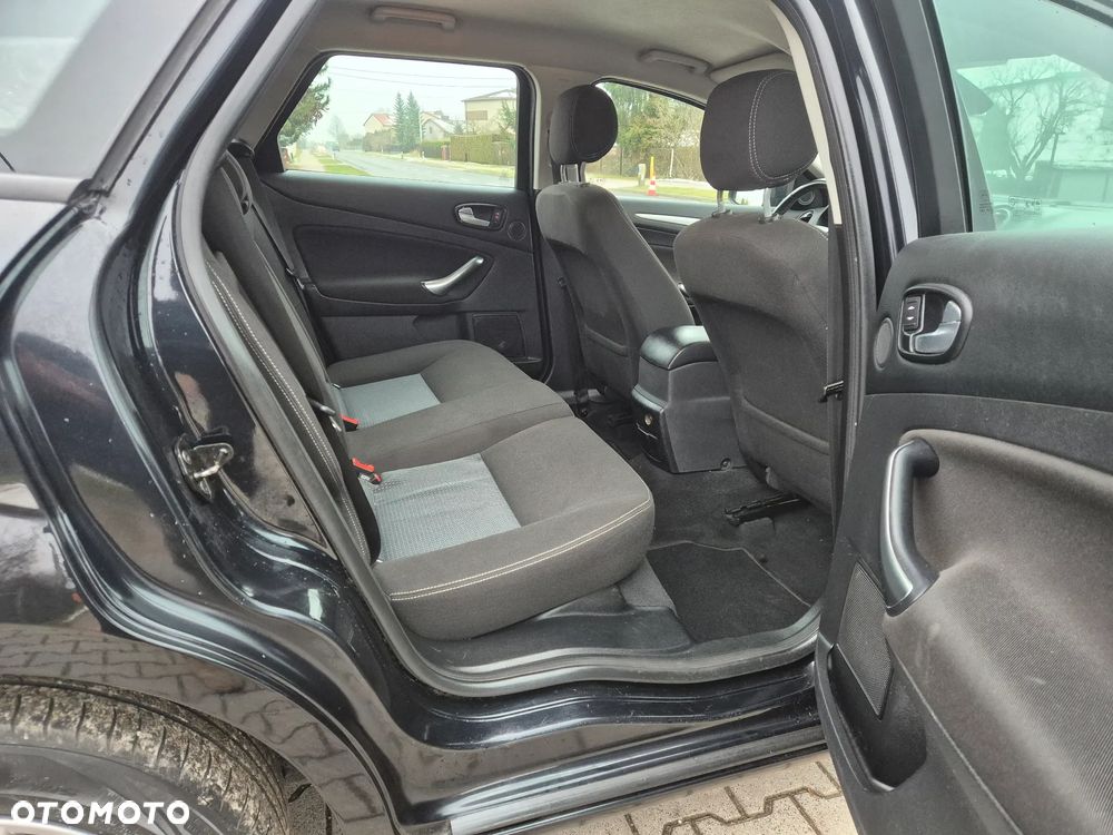 Ford Mondeo 2.0 TDCi Viva Trend - 13