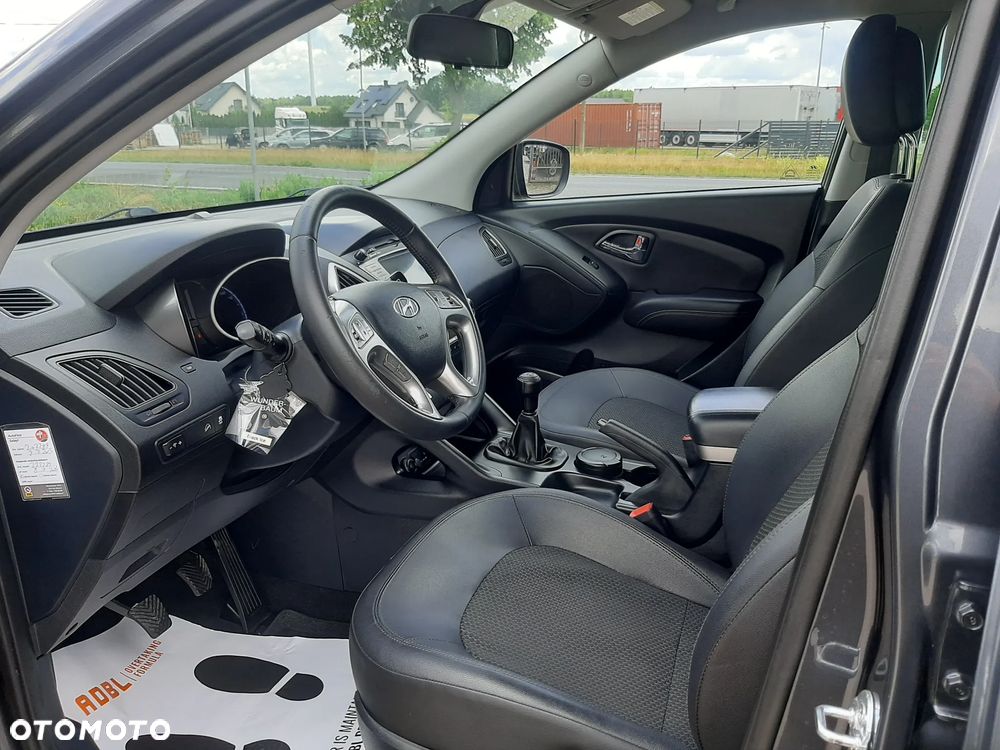 Hyundai ix35 2.0 2WD Style - 16