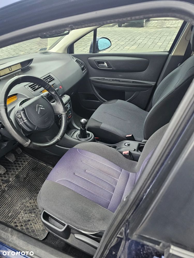 Citroën C4 1.6 16V SX - 13