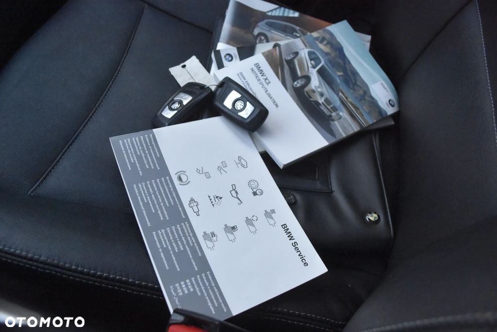 BMW X3 xDrive20i Advantage - 16