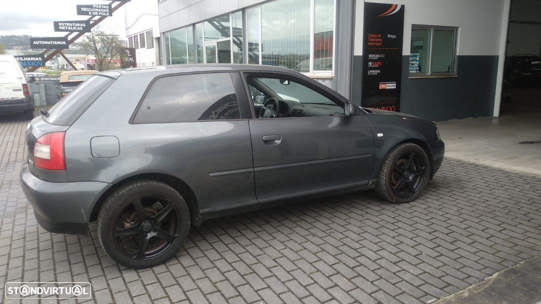 Tablier Audi A3 8L xenon 1.9 tdi 130cv de 2002 - 1