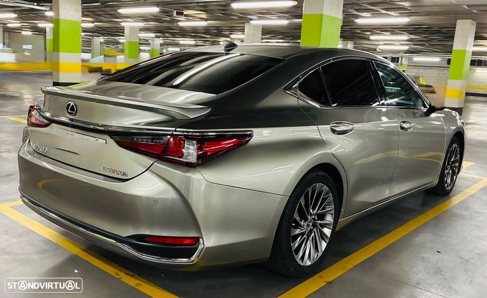 Lexus ES 300h Luxury+ - 7