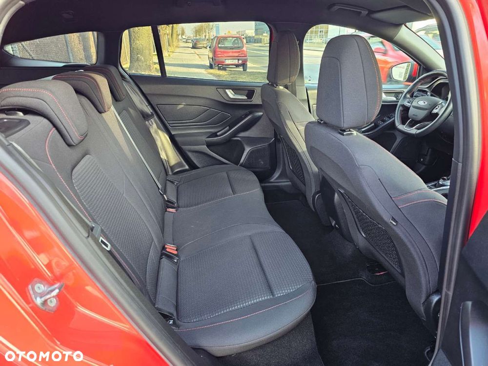 Ford Focus - 20