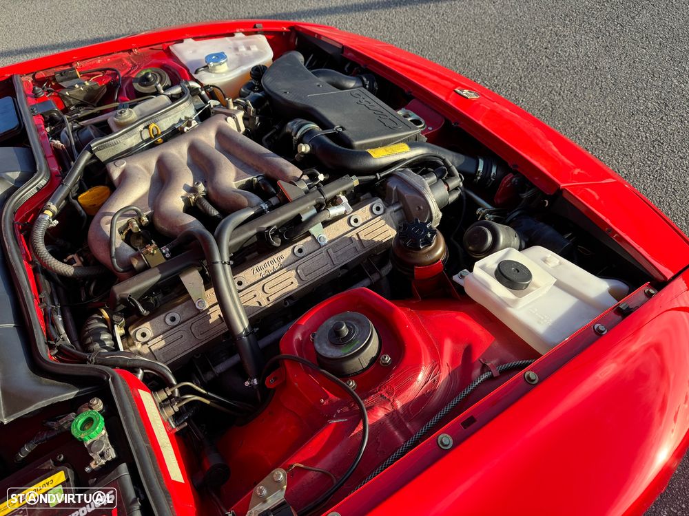 Porsche 944 Turbo S - 16