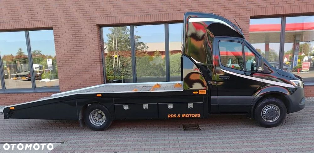 Mercedes-Benz Sprinter - 7