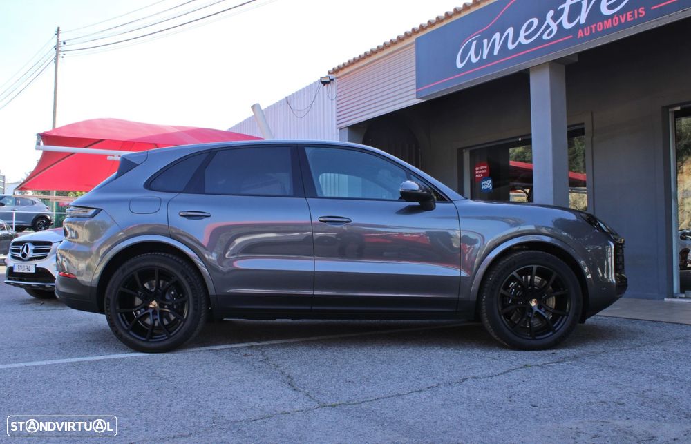 Porsche Cayenne S E-Hybrid Black Edition - 4