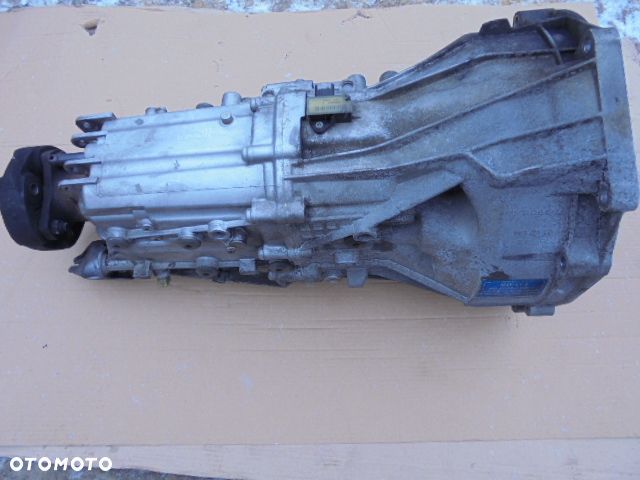 skrzynia biegów bmw e81 e82 e87 120d H011 - 1