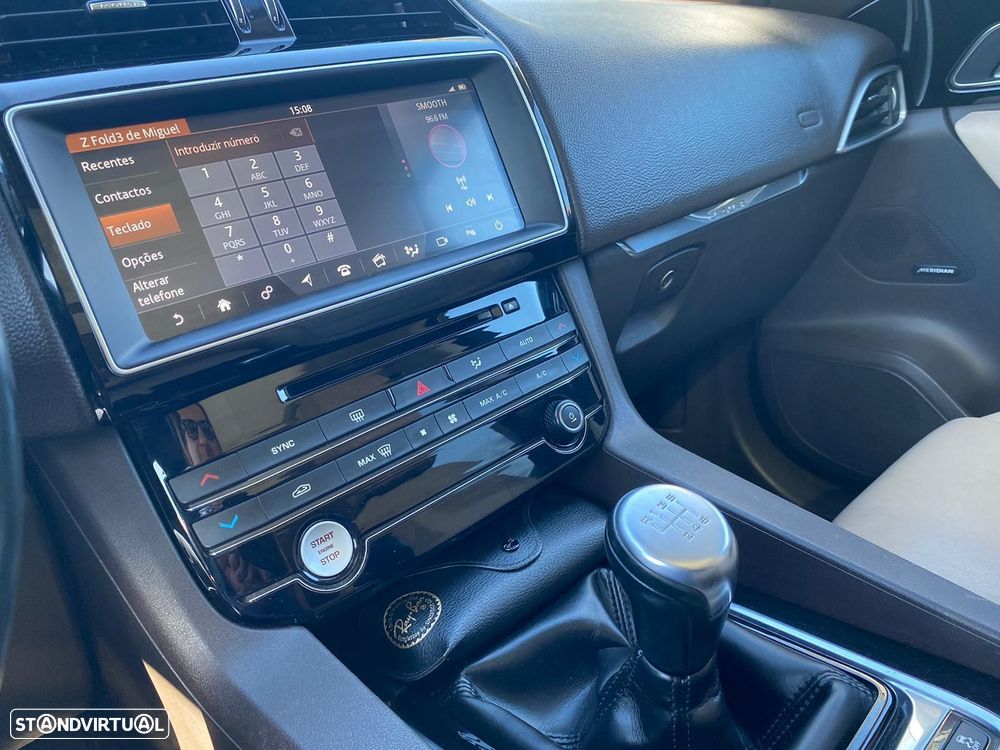 Jaguar F-Pace 2.0 i4D Prestige - 12