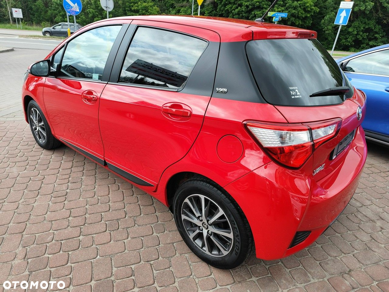 Toyota Yaris - 8