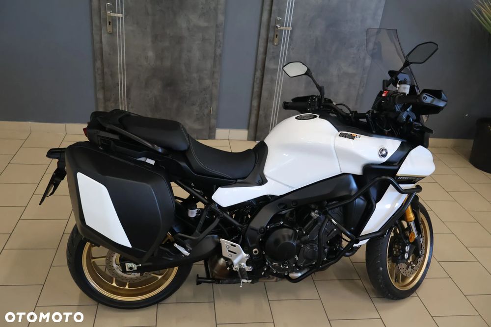 Yamaha MT - 12