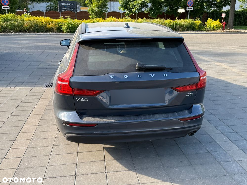 Volvo V60 D3 Momentum - 4
