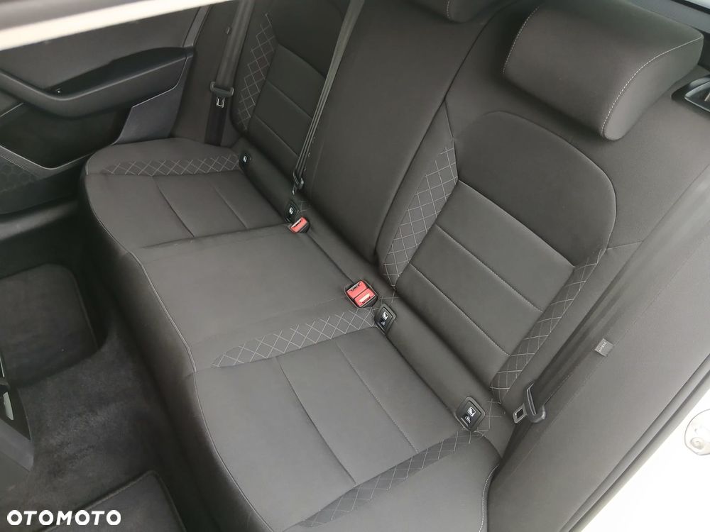 Skoda Superb 1.6 TDI Style - 31